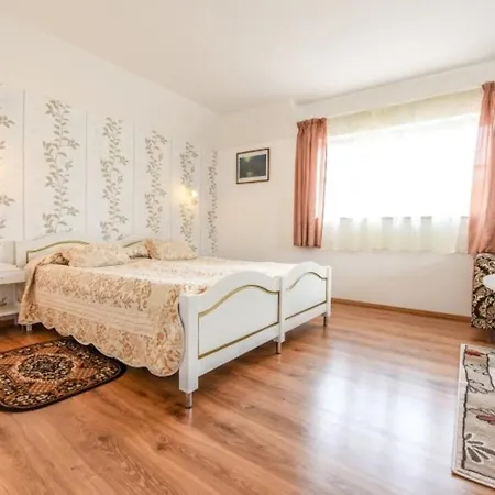 Montika Апартаменты